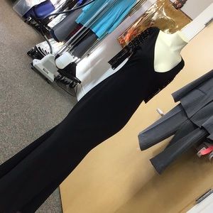 Badgley mischka floor length dress